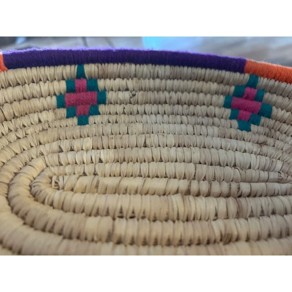 Vtg Southwest Native American Coiled Basket Tray 10” x 8” Wool Accents Handwoven